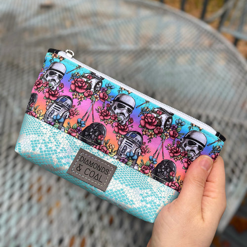 Essentials Pouch - Galaxy Turquoise
